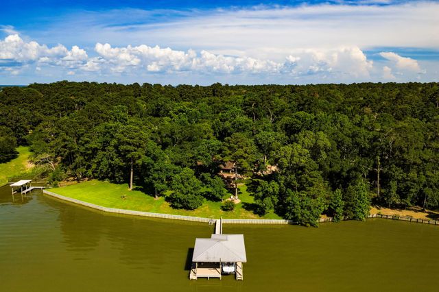 20312 St Andrews Circle, Huntsville, TX 77320