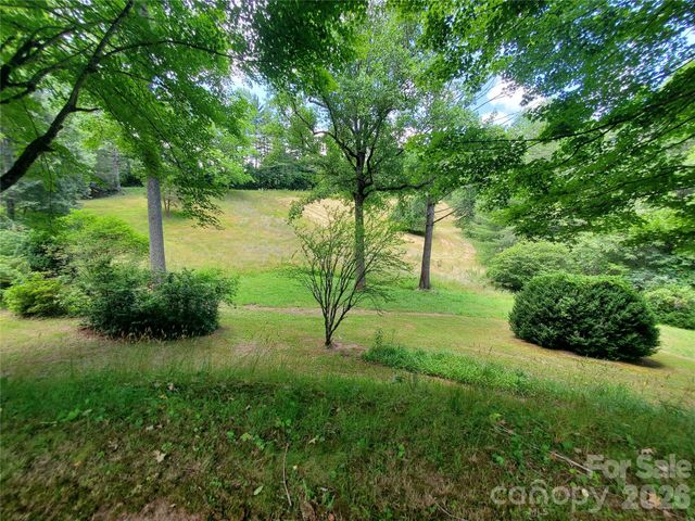 886 Hanging Rock Road, Spruce Pine, NC 28777