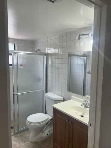 57 Peachtree Place, Boynton Beach, FL 33436