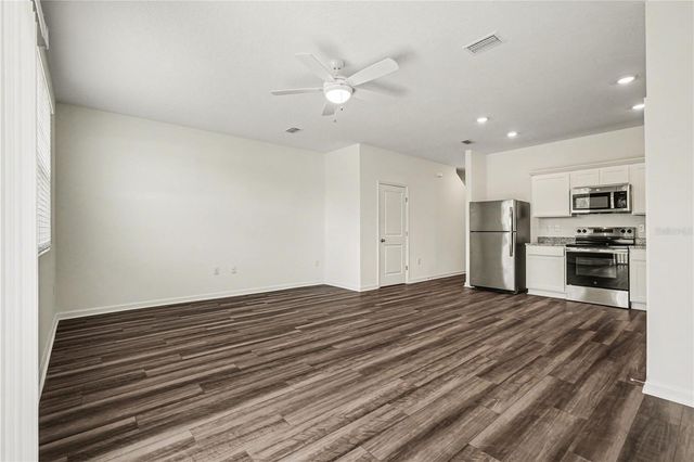 11898 SYLVIA STREET, Dade City, FL 33525