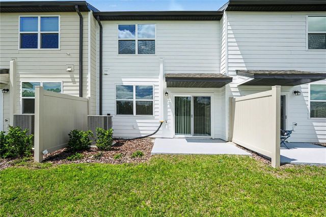 11898 SYLVIA STREET, Dade City, FL 33525