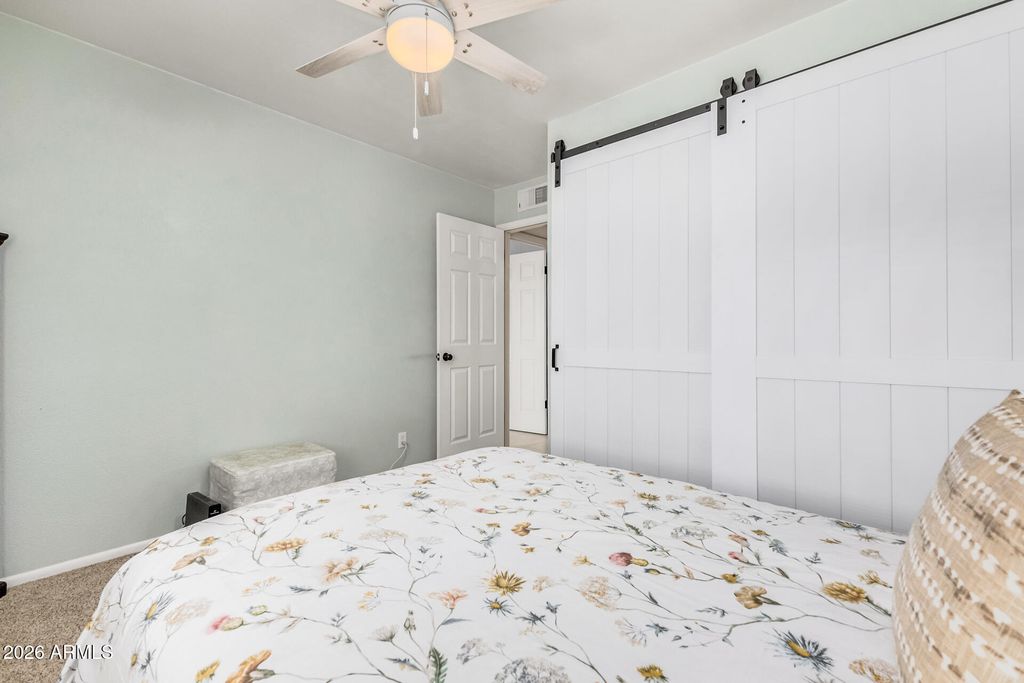 Image 24 of property listing at 10765 E SAHUARO Drive, Scottsdale, AZ 85259