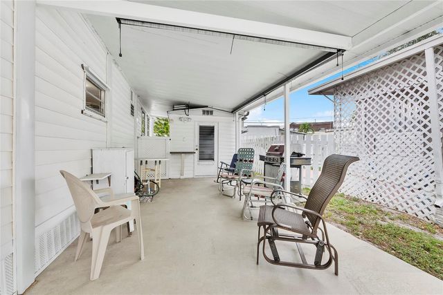 8557 SW 15th Court, Davie, FL 33324