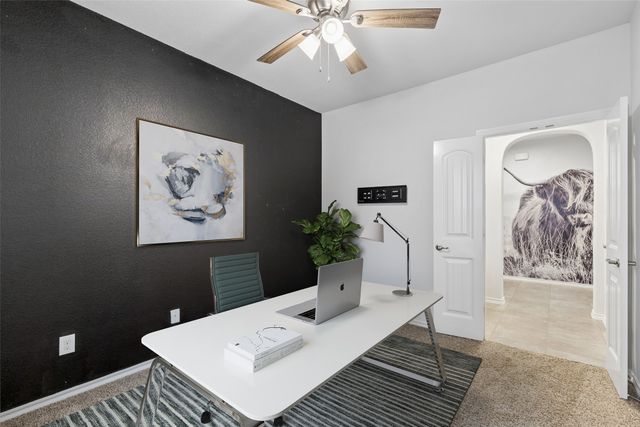 15720 Barton Ridge Drive, Fort Worth, TX 76177