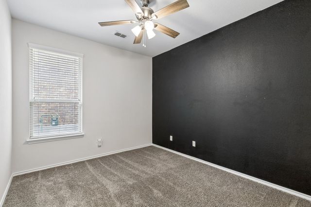 15720 Barton Ridge Drive, Fort Worth, TX 76177