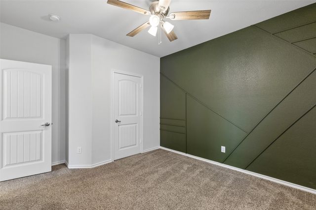 15720 Barton Ridge Drive, Fort Worth, TX 76177