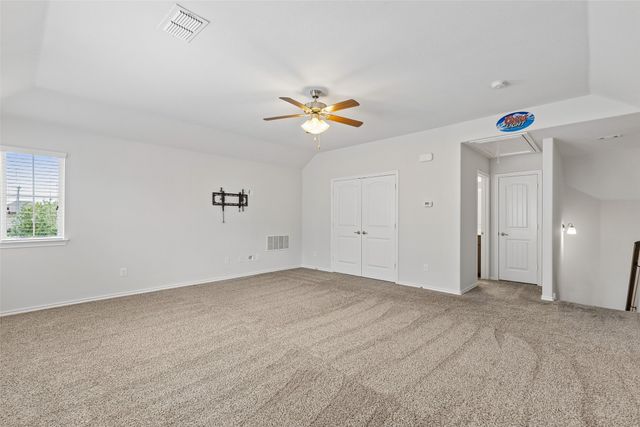 15720 Barton Ridge Drive, Fort Worth, TX 76177