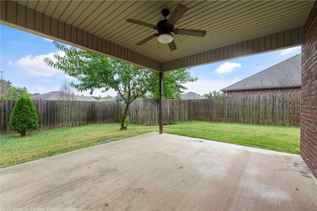 6305 S 44th Place, Rogers, AR 72758