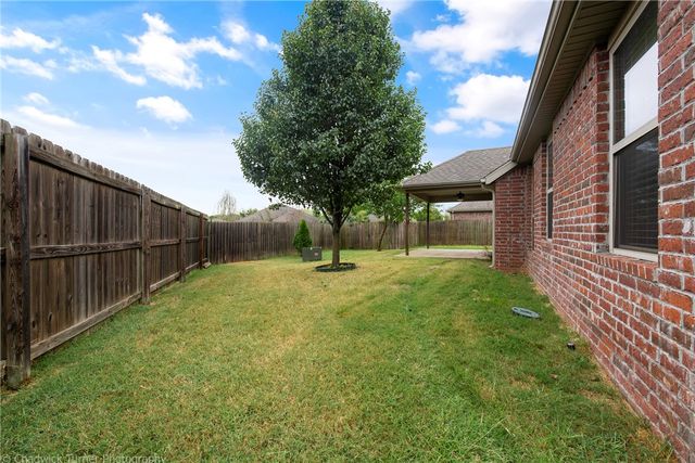 6305 S 44th Place, Rogers, AR 72758