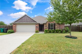 6305 S 44th Place, Rogers, AR 72758