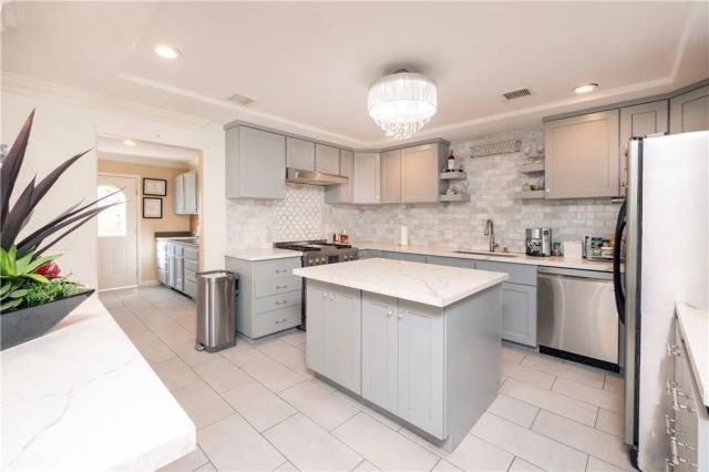 1226 Stratford Lane, San Dimas, CA 91773