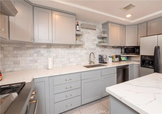 1226 Stratford Lane, San Dimas, CA 91773