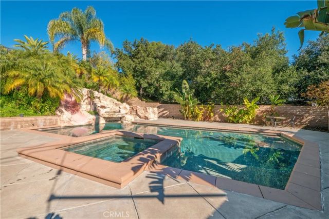 1226 Stratford Lane, San Dimas, CA 91773