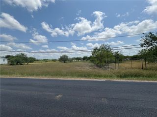 8913 Iris Ave, Corpus Christi, TX 78406