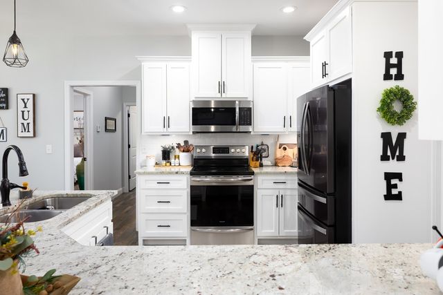 155 Lee Road 2213, Salem, AL 36874