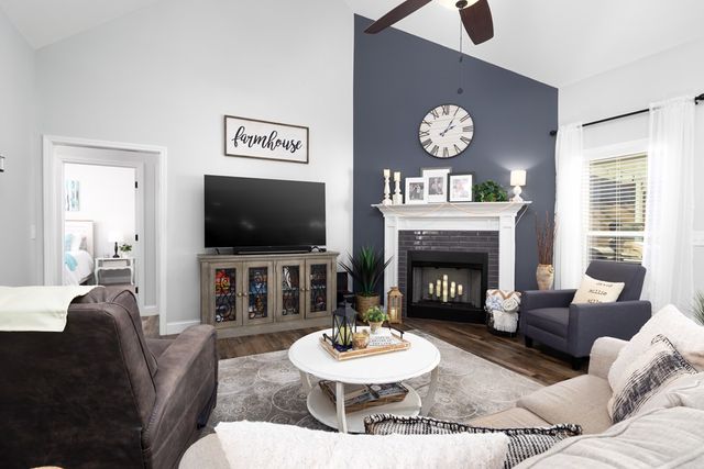 155 Lee Road 2213, Salem, AL 36874