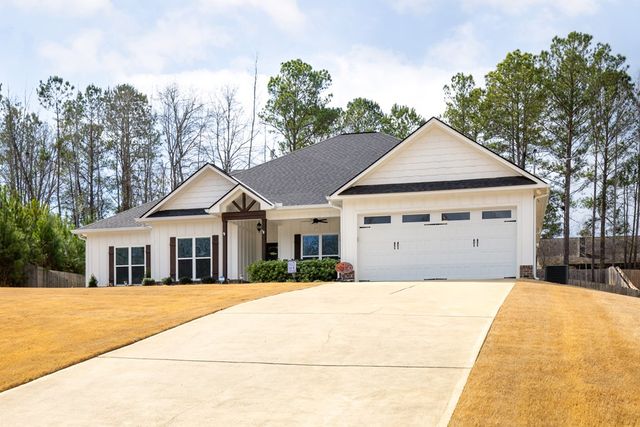 155 Lee Road 2213, Salem, AL 36874