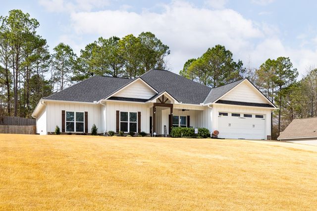 155 Lee Road 2213, Salem, AL 36874