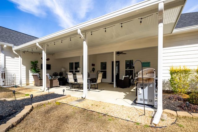 155 Lee Road 2213, Salem, AL 36874