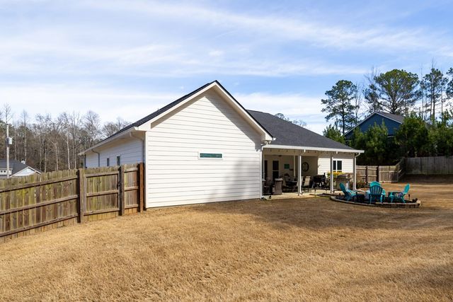 155 Lee Road 2213, Salem, AL 36874