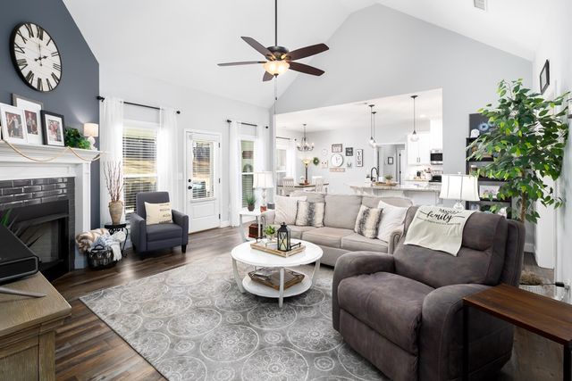 155 Lee Road 2213, Salem, AL 36874