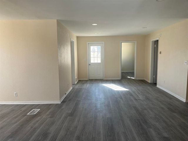 458 S Float Avenue, Freeport, IL 61032