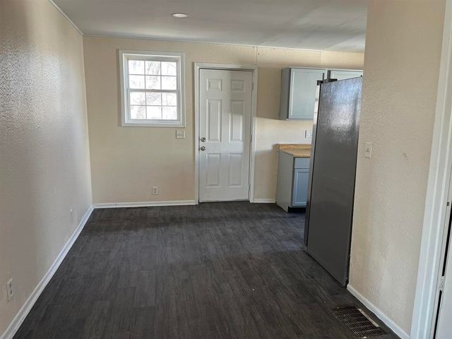 458 S Float Avenue, Freeport, IL 61032