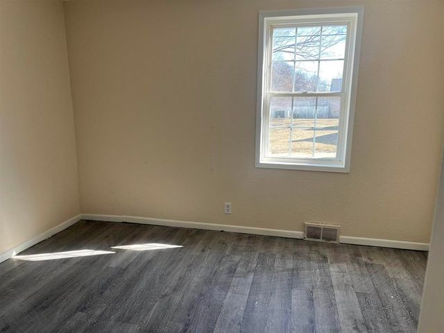 458 S Float Avenue, Freeport, IL 61032