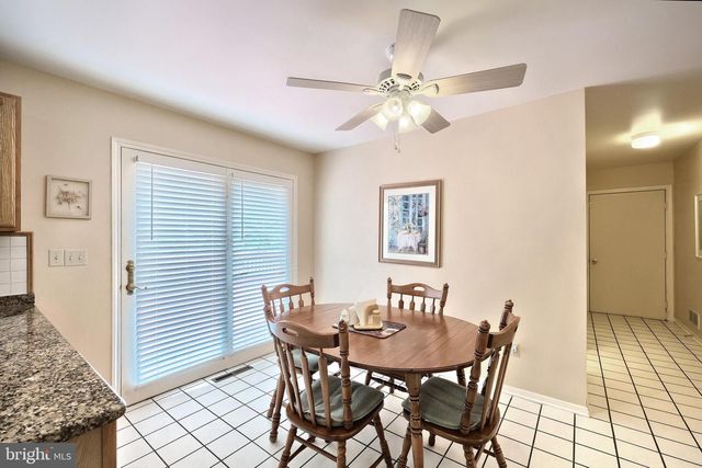 2380 BARRISTER DR, York, PA 17404
