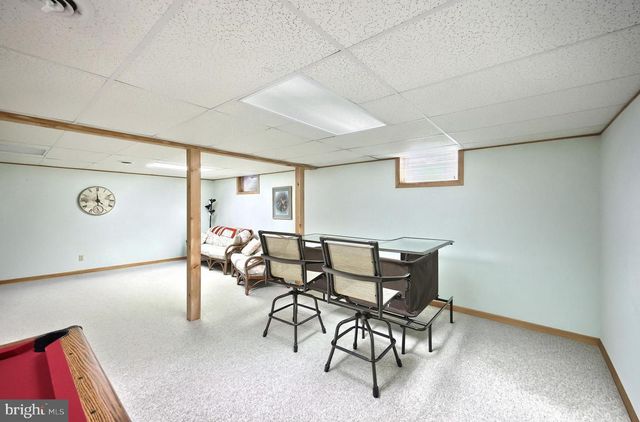 2380 BARRISTER DR, York, PA 17404