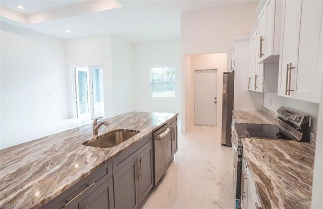 187 Victoria AVE S, Lehigh Acres, FL 33974