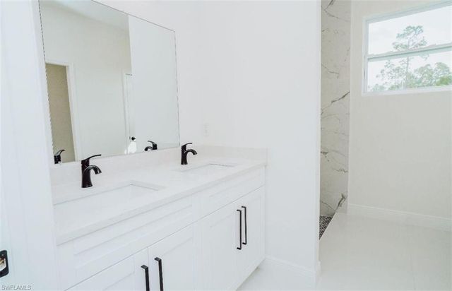 187 Victoria AVE S, Lehigh Acres, FL 33974