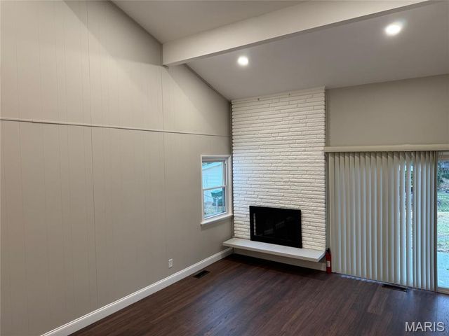 701 Fernview Drive, Creve Coeur, MO 63141