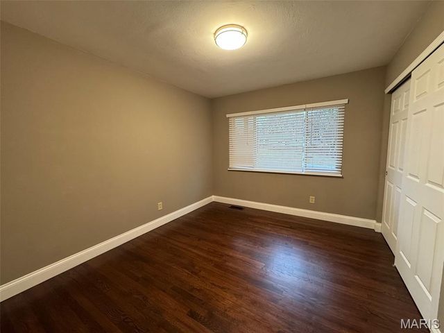 701 Fernview Drive, Creve Coeur, MO 63141