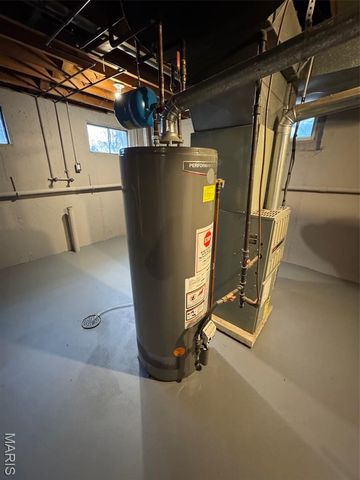 701 Fernview Drive, Creve Coeur, MO 63141