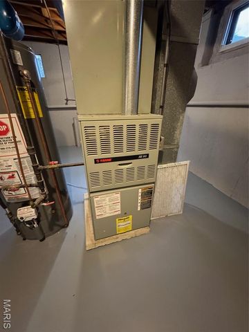 701 Fernview Drive, Creve Coeur, MO 63141