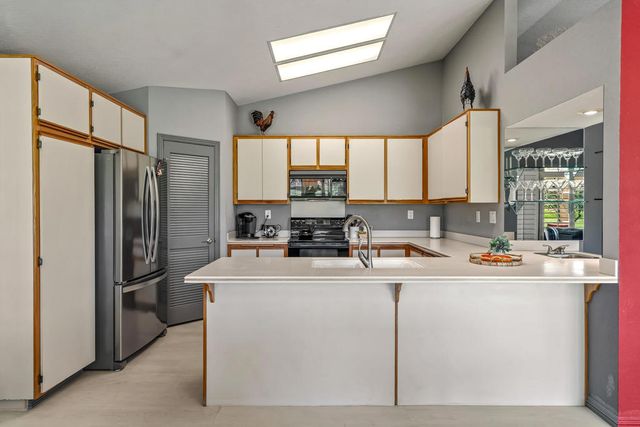 42421 Liolios Drive, Palm Desert, CA 92211