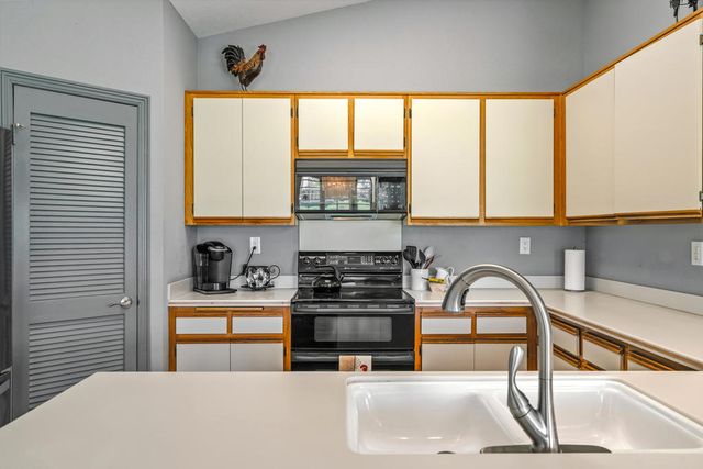 42421 Liolios Drive, Palm Desert, CA 92211