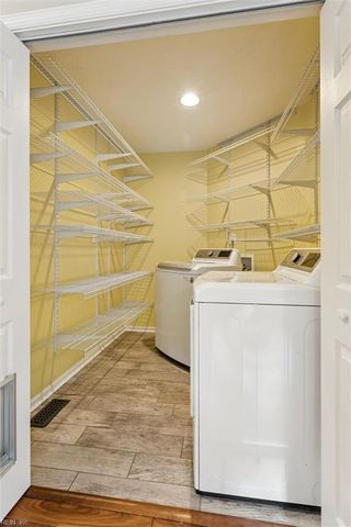 403 Hounds CHSE, Yorktown, VA 23693