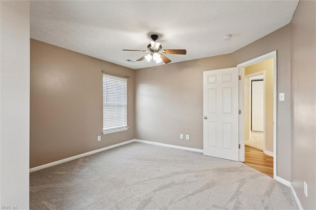 403 Hounds CHSE, Yorktown, VA 23693