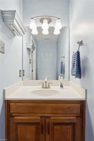 403 Hounds CHSE, Yorktown, VA 23693