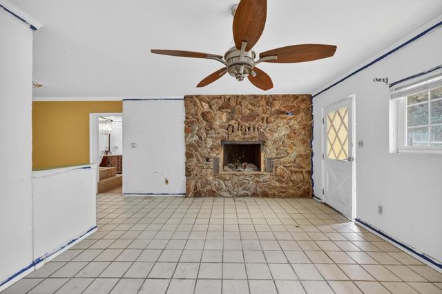 60 Dawn Ln, Placerville, CA 95667