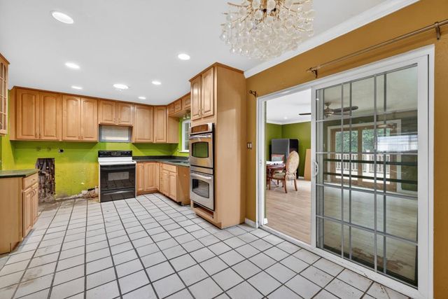 60 Dawn Ln, Placerville, CA 95667