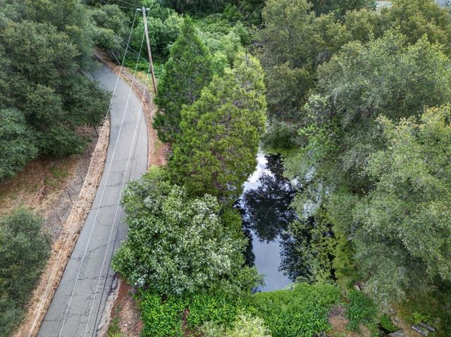60 Dawn Ln, Placerville, CA 95667