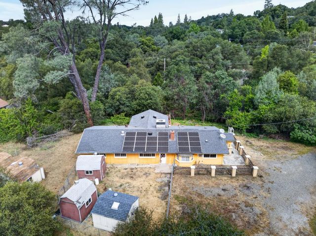 60 Dawn Ln, Placerville, CA 95667