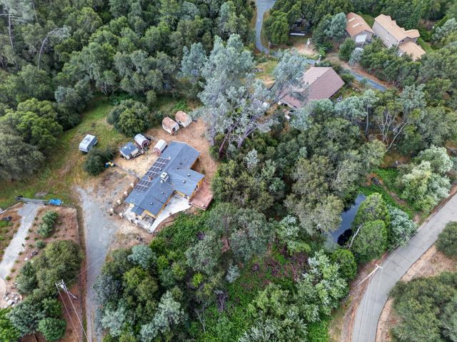 60 Dawn Ln, Placerville, CA 95667