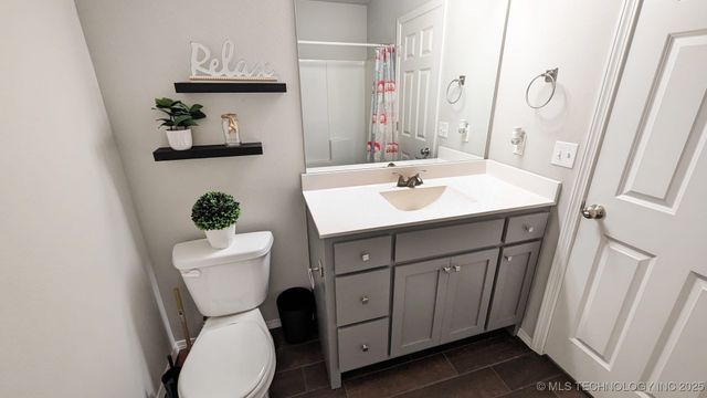 23313 E 101st Place S, Broken Arrow, OK 74014