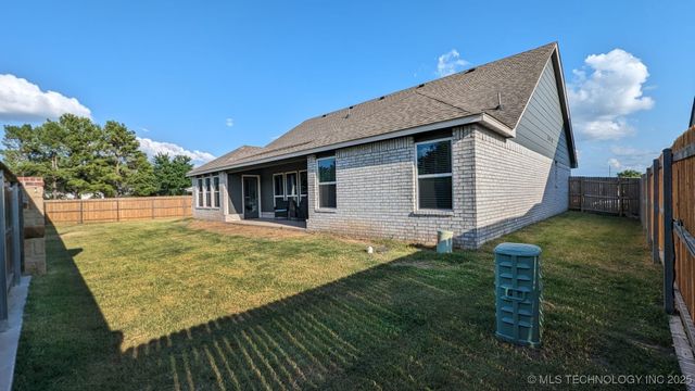 23313 E 101st Place S, Broken Arrow, OK 74014