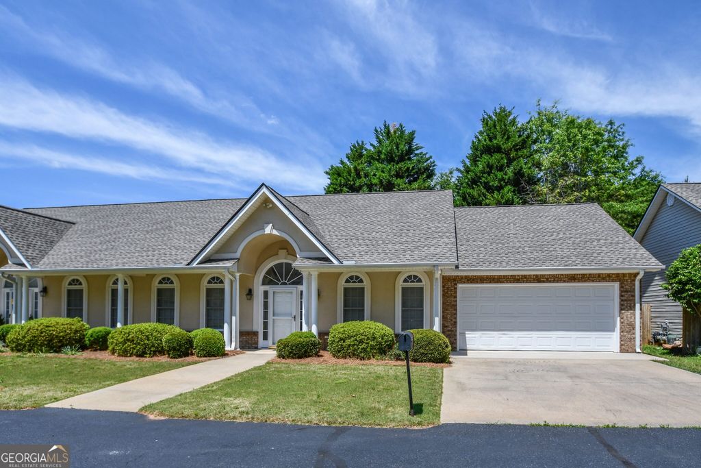 129 Leyland Hills Drive, Clarkesville, GA 30523