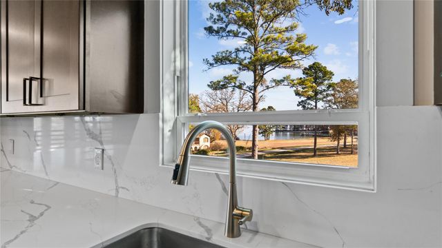 186 Lazy Lane, Livingston, TX 77351